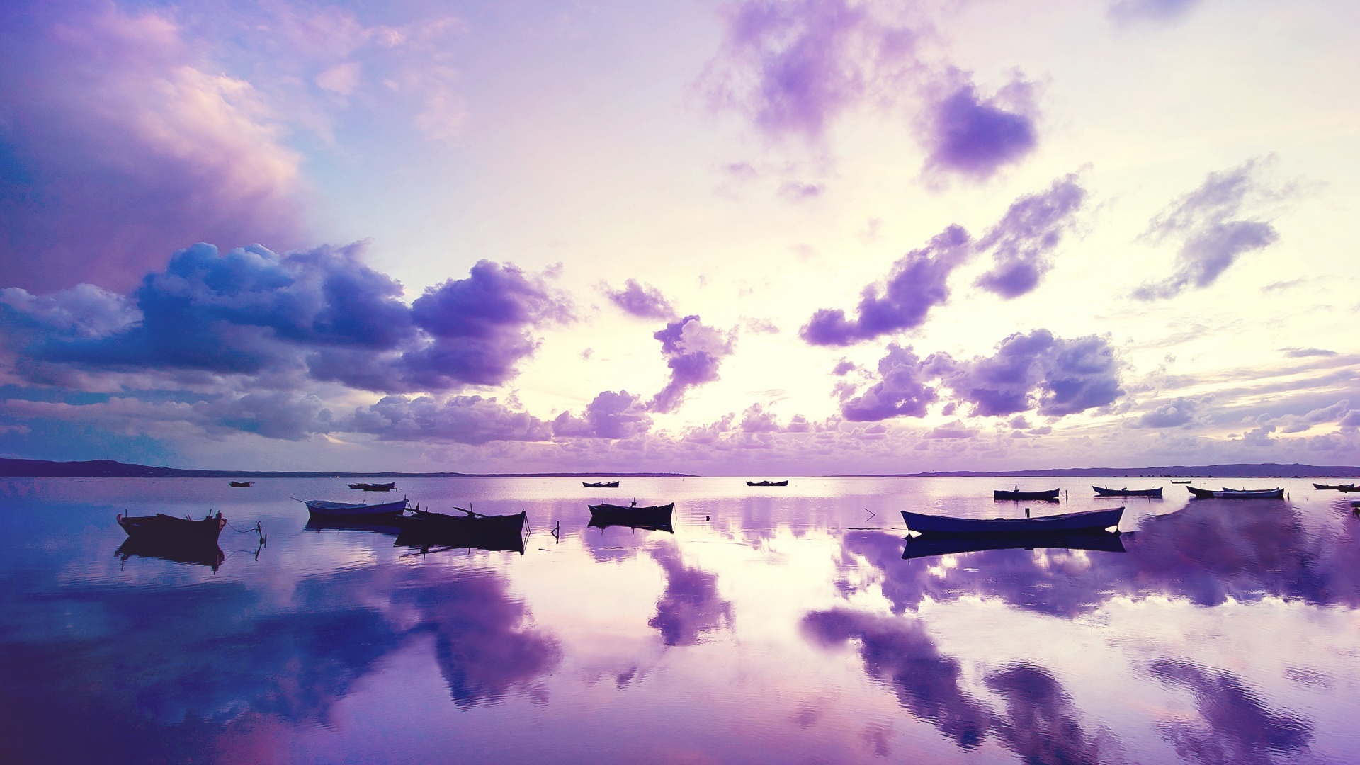 Скачать обои океан, лодки, вечер, ocean, purple sunset, раздел пейзажи в ра...