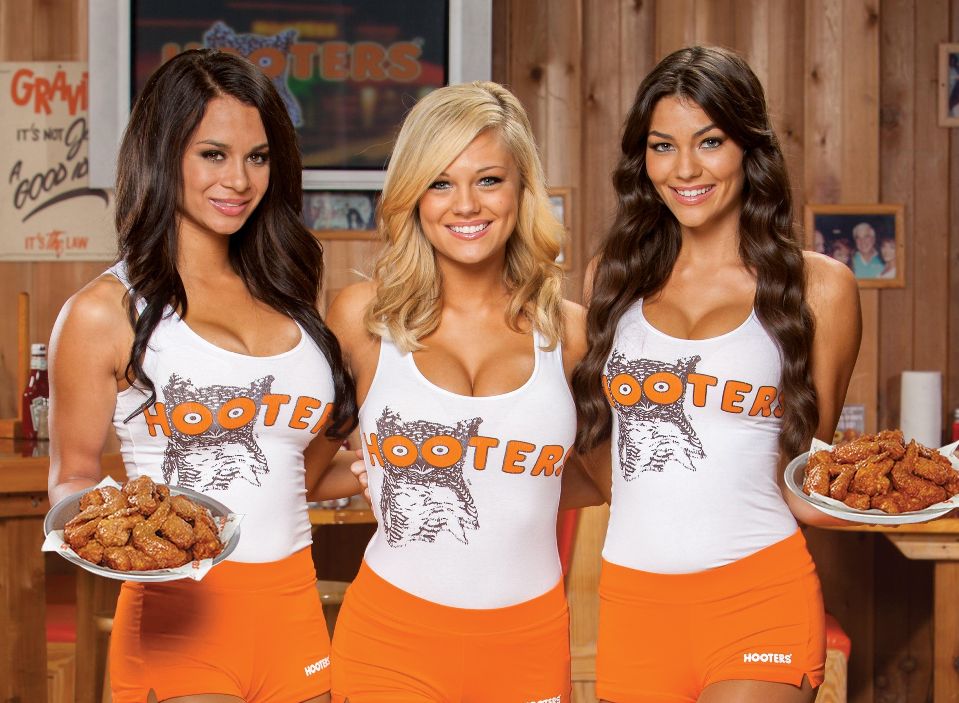 Old hooters girl pics — pic 1