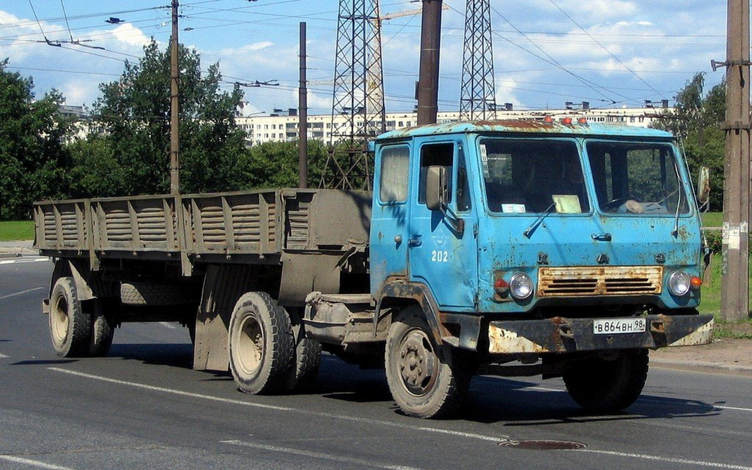 Народные прозвища советских грузовых автомобилей и автобусов :-) 