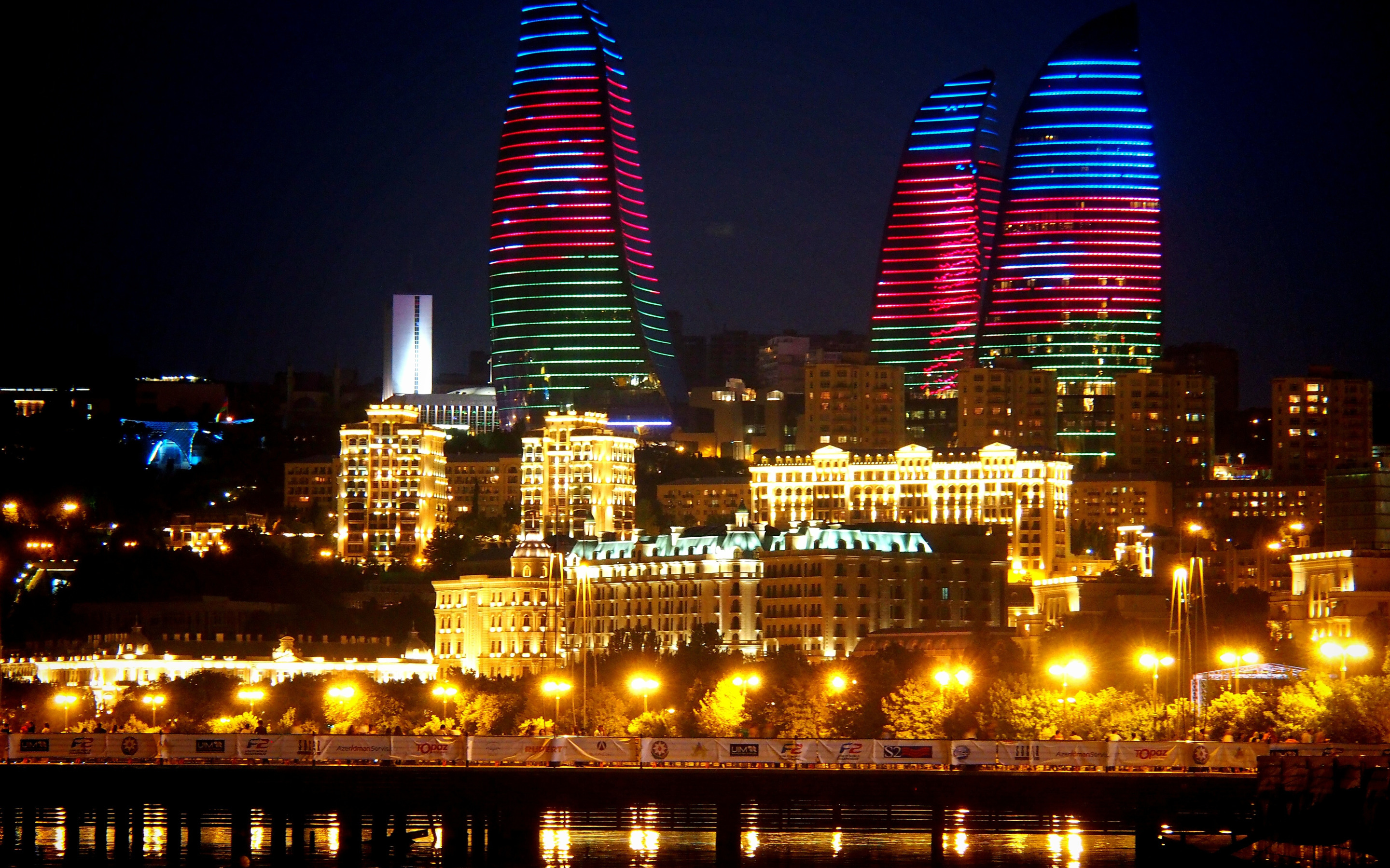 Вид на Баку из бухты