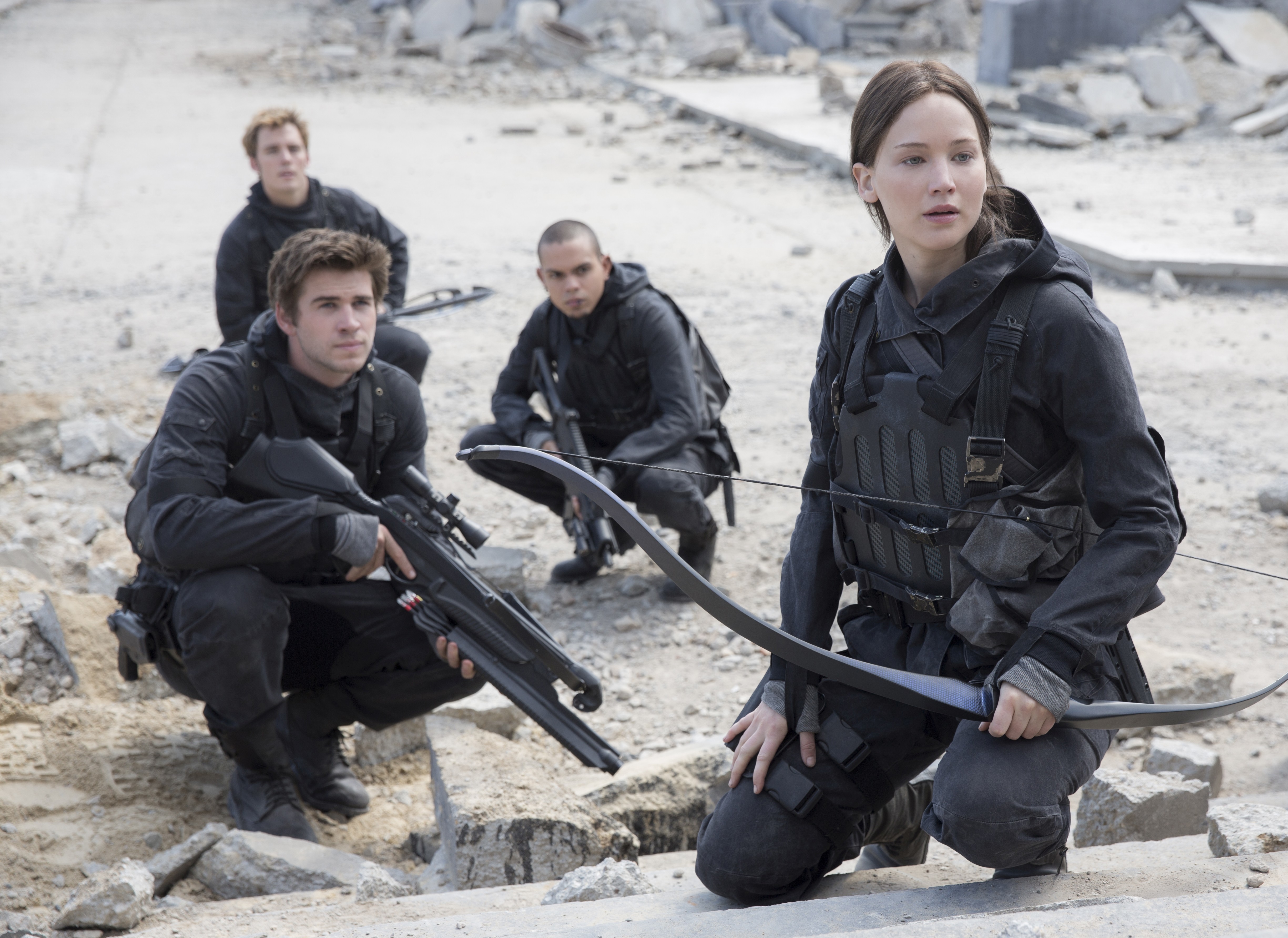 Дженнифер Лоуренс, Лиам Хемсворт, Liam Hemsworth, The Hunger Games: Mocking...
