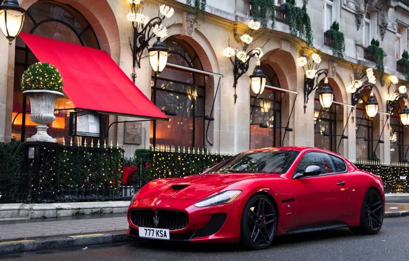 Картинка красный, улица, здание, red, мазерати, street, building, Maserati GranTurismo