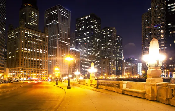 Картинка дорога, ночь, огни, улица, дома, небоскребы, Чикаго, фонари, США, тротуар
