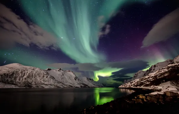 Картинка небо, снег, горы, ночь, северное сияние, Исландия