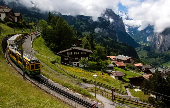 Картинка облака, деревья, горы, поезд, дома, Швейцария, долина, склон, железная дорога, ущелье, Lauterbrunnen