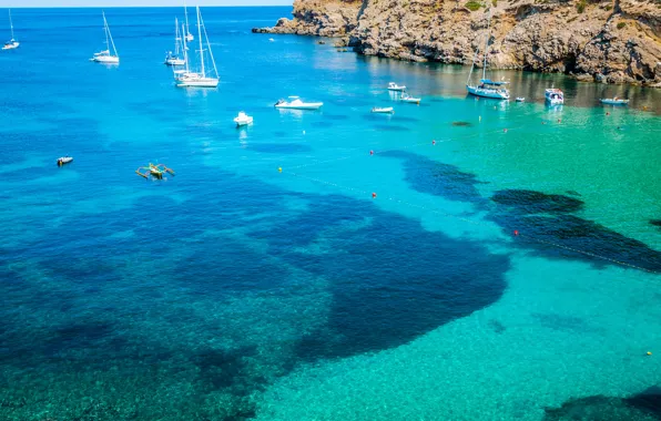 Картинка море, тропики, камни, берег, яхты, лодки, Испания, Ibiza