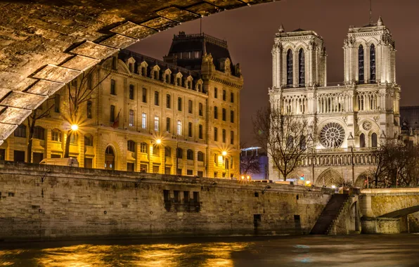 Картинка мост, город, река, Франция, Париж, вечер, освещение, Сена, Paris, Собор Парижской Богоматери, France, Notre Dame …