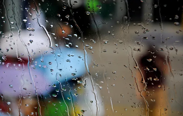 Картинка осень, стекло, капли, город, люди, дождь, зонтики, зонты