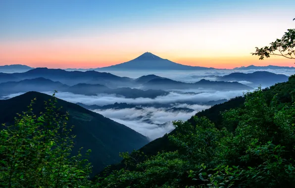 Картинка небо, облака, снег, закат, туман, голубое, гора, вулкан, Япония, вершина, sky, sunset, blue, clouds, mountain, …