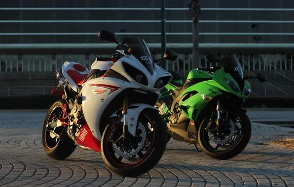 Картинка green, мотоциклы, вечер, white, yamaha, кавасаки, kawasaki, ямаха, ninja, zx-6r, yzf-r1