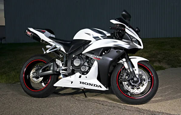 Картинка белый, чёрный, мотоцикл, white, honda, black, хонда, super sport, сбр600рр, cbr600rr, супер спорт