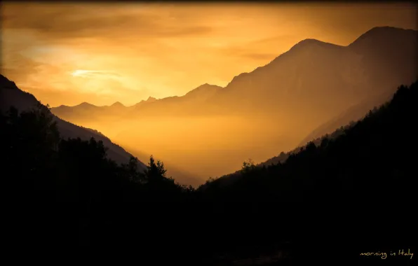 Картинка небо, пейзаж, горы, природа, туман, рассвет, обои, утро, Италия