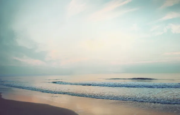 Картинка песок, море, волны, пляж, лето, небо, пена, облака, пейзаж, океан, берег, побережье, горизонт, calm waves