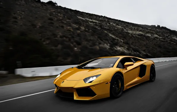 Картинка Lamborghini, Yellow, speed, LP700-4, Aventador, Supercars, Exotic