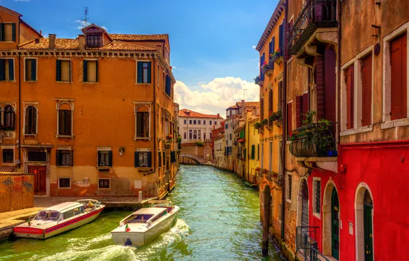 Картинка небо, дома, катер, Италия, Венеция, канал, мостик, Italy, Venice, Venezia