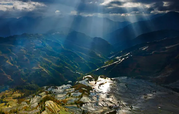 Картинка лучи, горы, Китай, террасы, рисовые поля, Yuanyang County