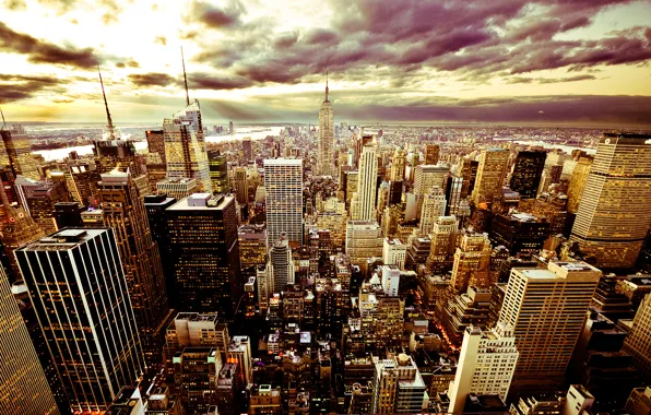 Картинка небо, тучи, город, здания, небоскребы, вечер, красиво, америка, сша, new york, нью йорк