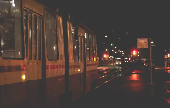 Картинка ночь, город, транспорт, рельсы, светофор, трамвай, петербург