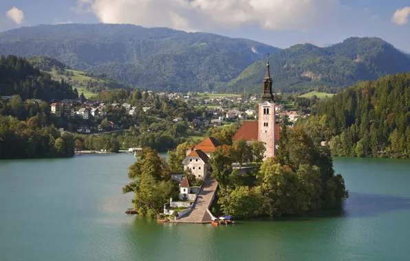 Картинка город, озеро, церковь, Lake Bled, Slovenia