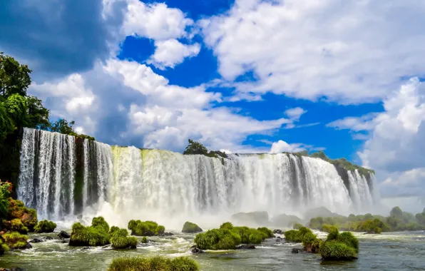 Картинка небо, облака, водопад, Бразилия, Brazil, Водопад Игуасу, кочки, Iguazu Falls