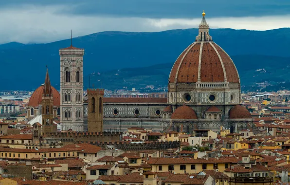 Картинка горы, дома, Италия, панорама, Флоренция, купол, колокольня Джотто, собор Санта-Мария-дель-Фьоре