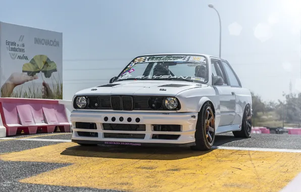 Картинка BMW, white, tuning, drift car, E30