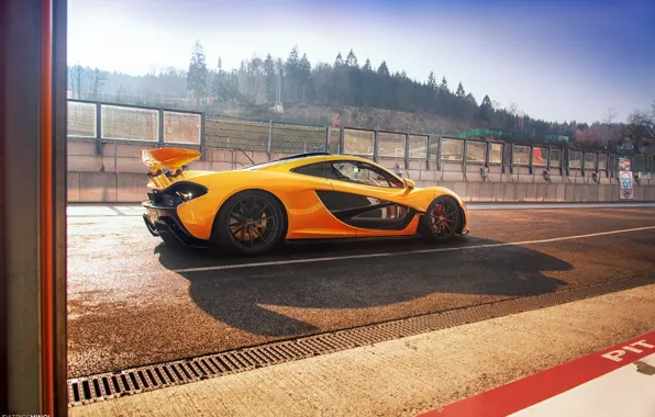 Картинка McLaren, трасса, Желтый, Макларен, Суперкар, Yellow, Гиперкар, Supercar, Hypercar, Спа