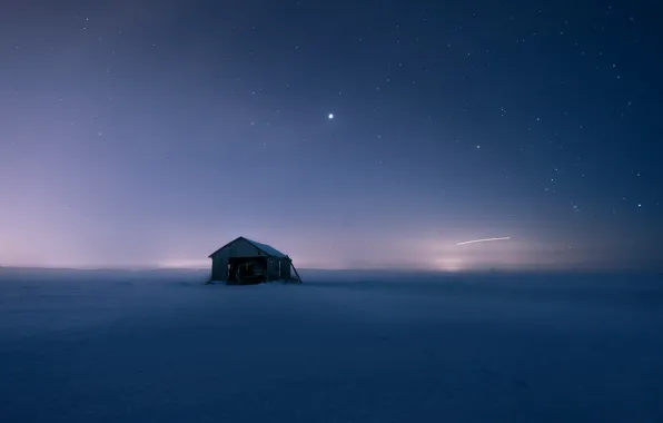 Картинка поле, снег, ночь, дом