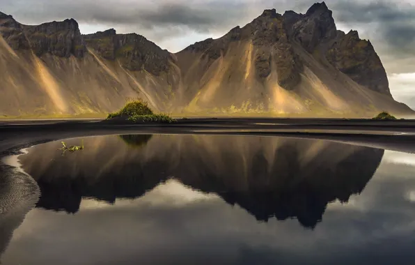 Картинка Iceland, Vestrahorn, Stokksnes, coastal mountain range