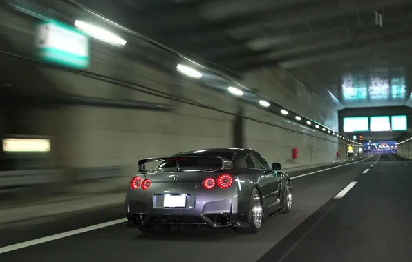 Картинка серый, туннель, Nissan GTR