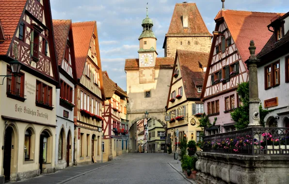 Картинка дорога, улица, часы, башня, дома, Германия, арка, Rothenburg