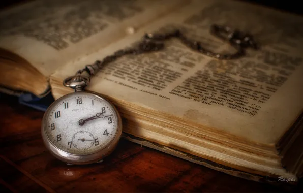 Картинка часы, книга, цепочка, карманные