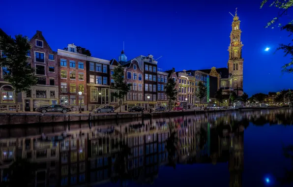 Картинка авто, машины, отражение, здания, Амстердам, церковь, канал, Нидерланды, ночной город, набережная, Amsterdam, Netherlands, Вестеркерк, Prinsengracht, …