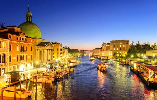Картинка огни, дома, вечер, фонари, Италия, Венеция, канал, дворец, Grand Canal, лодки.
