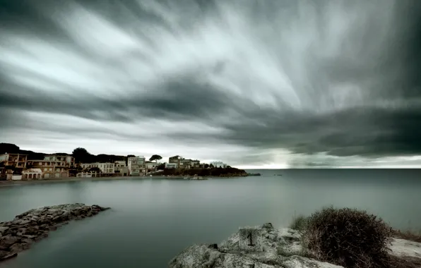 Картинка море, шторм, скалы, дома, Италия, storm, sea, Italy, rocks, houses, Lazio, Лацио, Sant'agostino