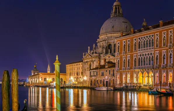 Картинка здания, Италия, Венеция, канал, ночной город, набережная, Italy, Venice, базилика, Собор Санта-Мария делла Салюте, Гранд-канал, …