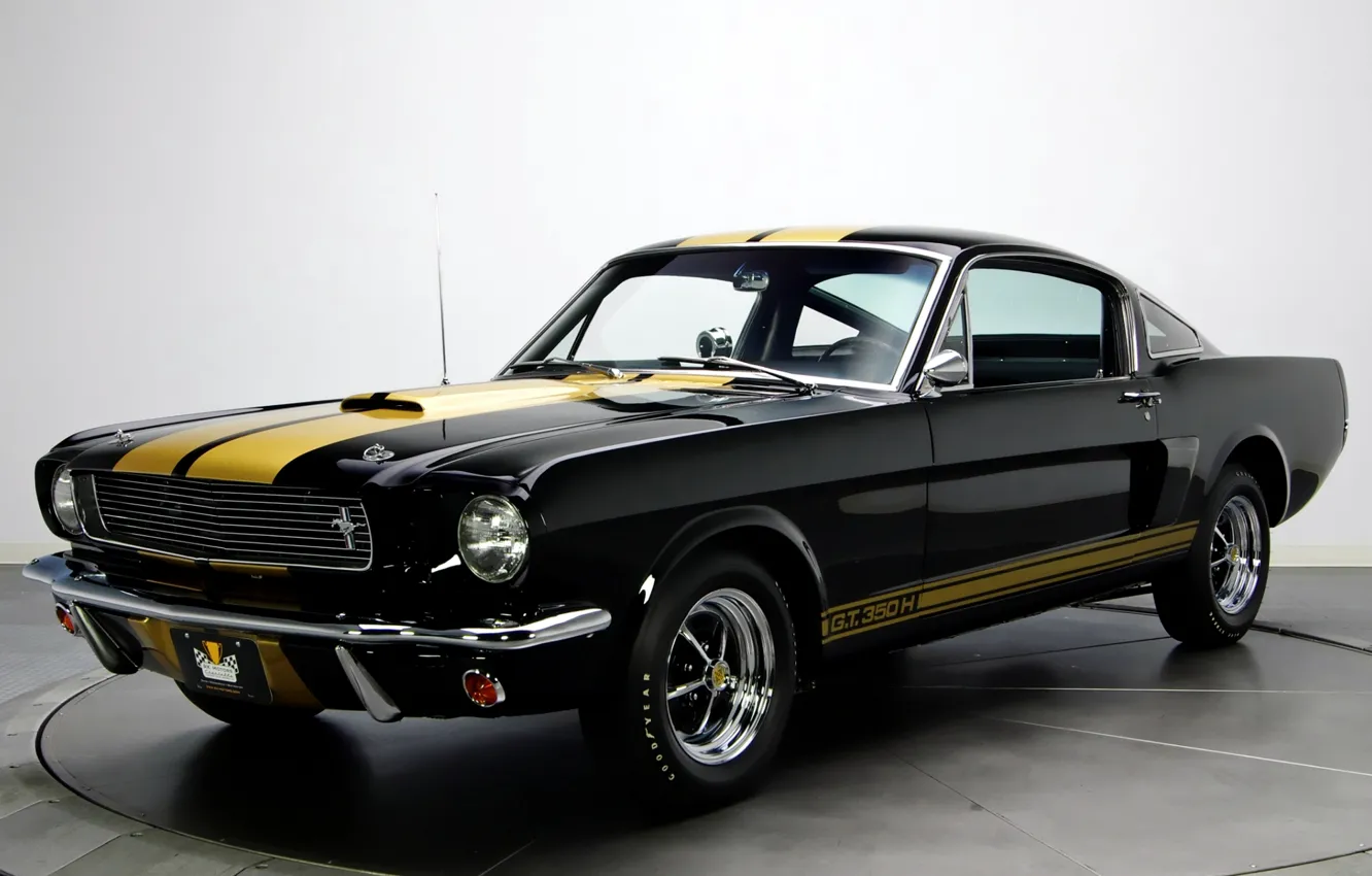 Фото обои полосы, фон, чёрный, Mustang, Ford, Shelby, Форд, Мустанг, классика, передок, 1966, Muscle car, Мускул кар, …