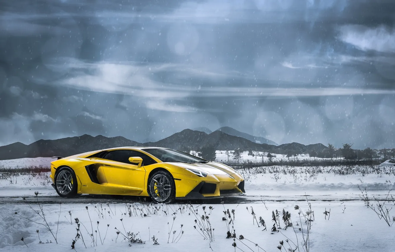 Фото обои Lamborghini, Clouds, Front, Snow, Yellow, LP700-4, Aventador, Supercars, Mountains, Wheels, ADV.1