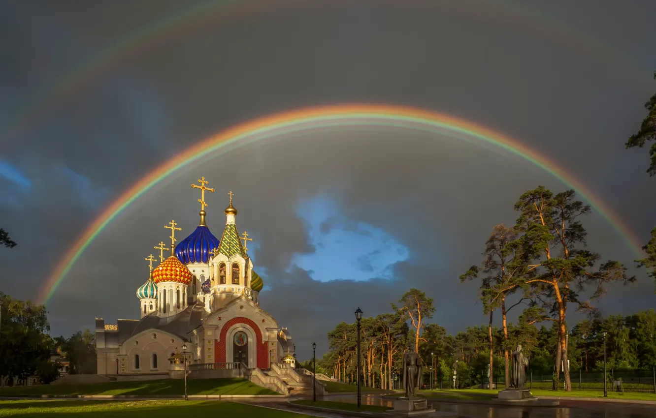 Фото обои радуга, Москва, Храм святого князя Игоря Черниговского, Патриаршее подворье, Переделкино