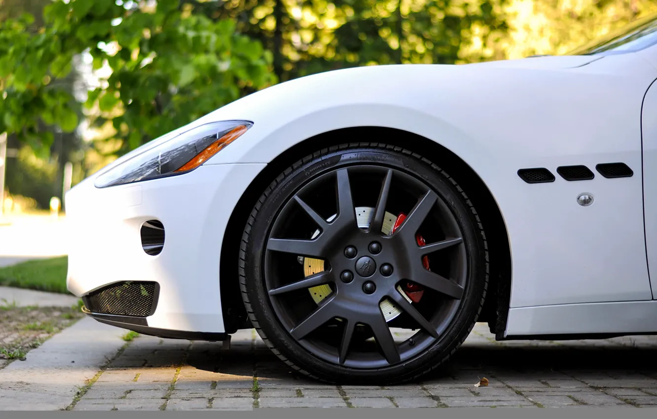 Фото обои белый, Maserati, колесо, матовый, диск, granturismo, wheel, white...