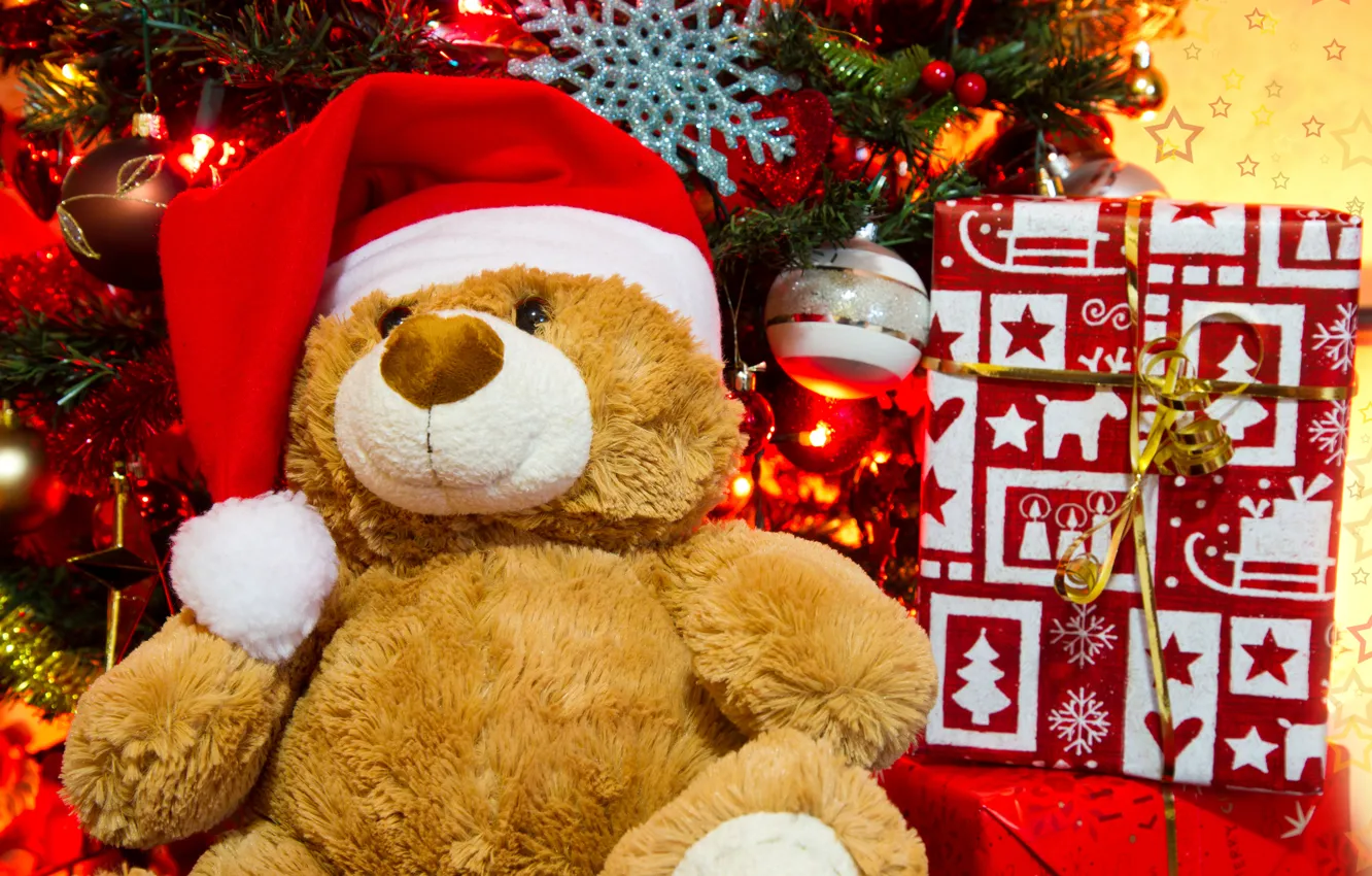 Фото обои праздник, игрушки, новый год, рождество, медведь, подарки, ёлка, christmas, new year