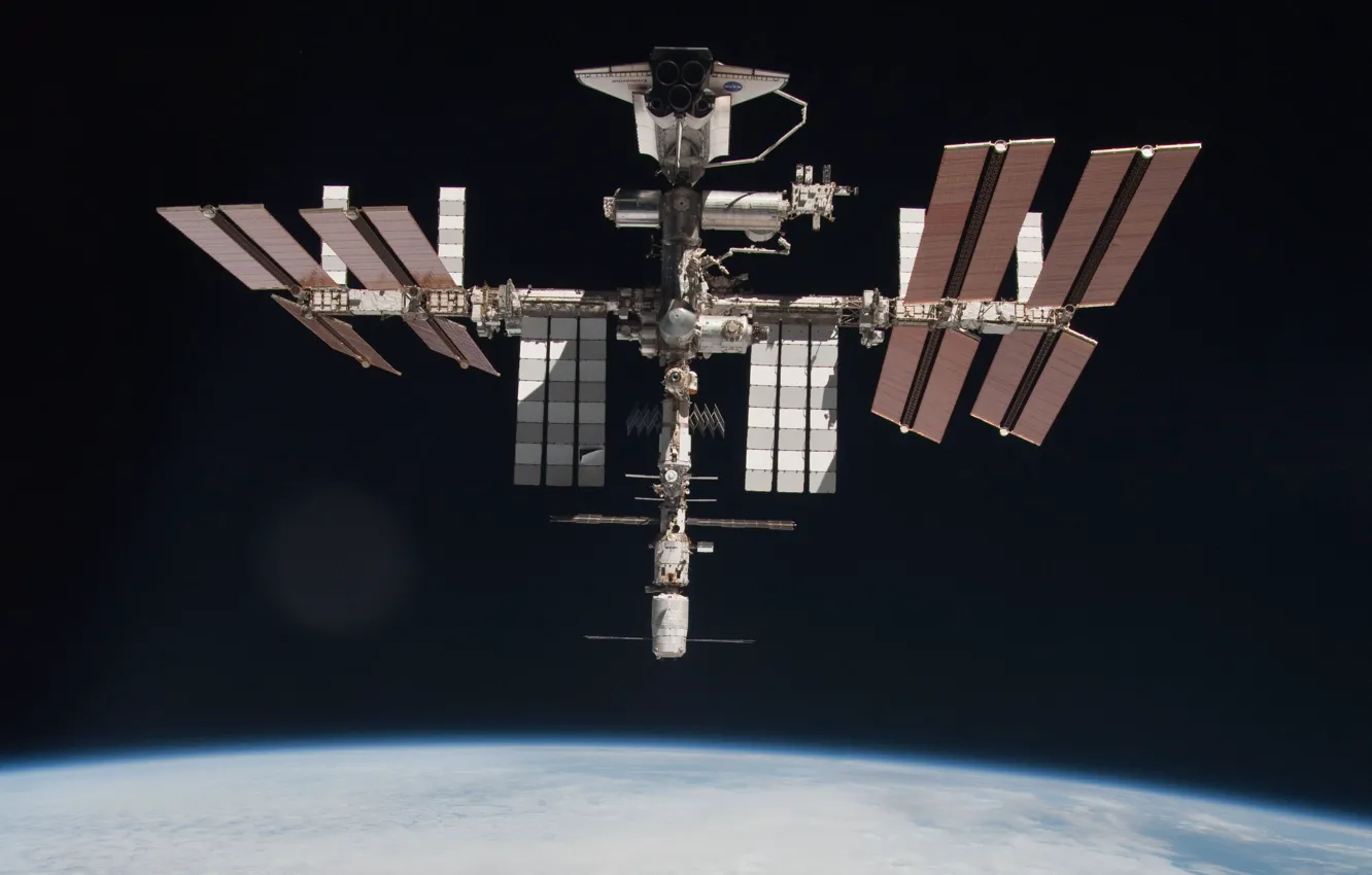 Фото обои космос, спутник, МКС, стыковка, спэйс шаттл