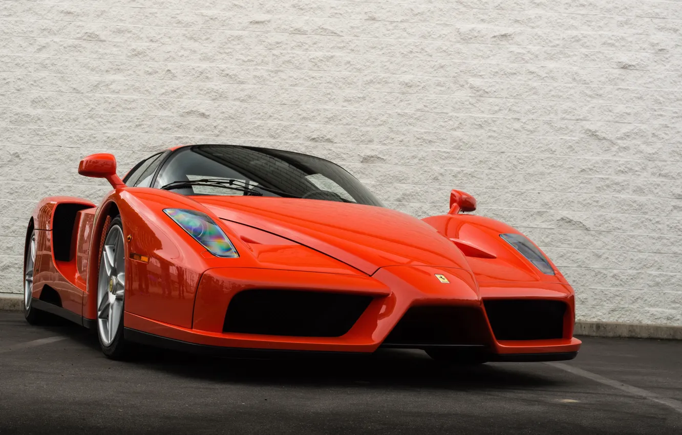 Фото обои Ferrari, red, wall, supercar, Enzo