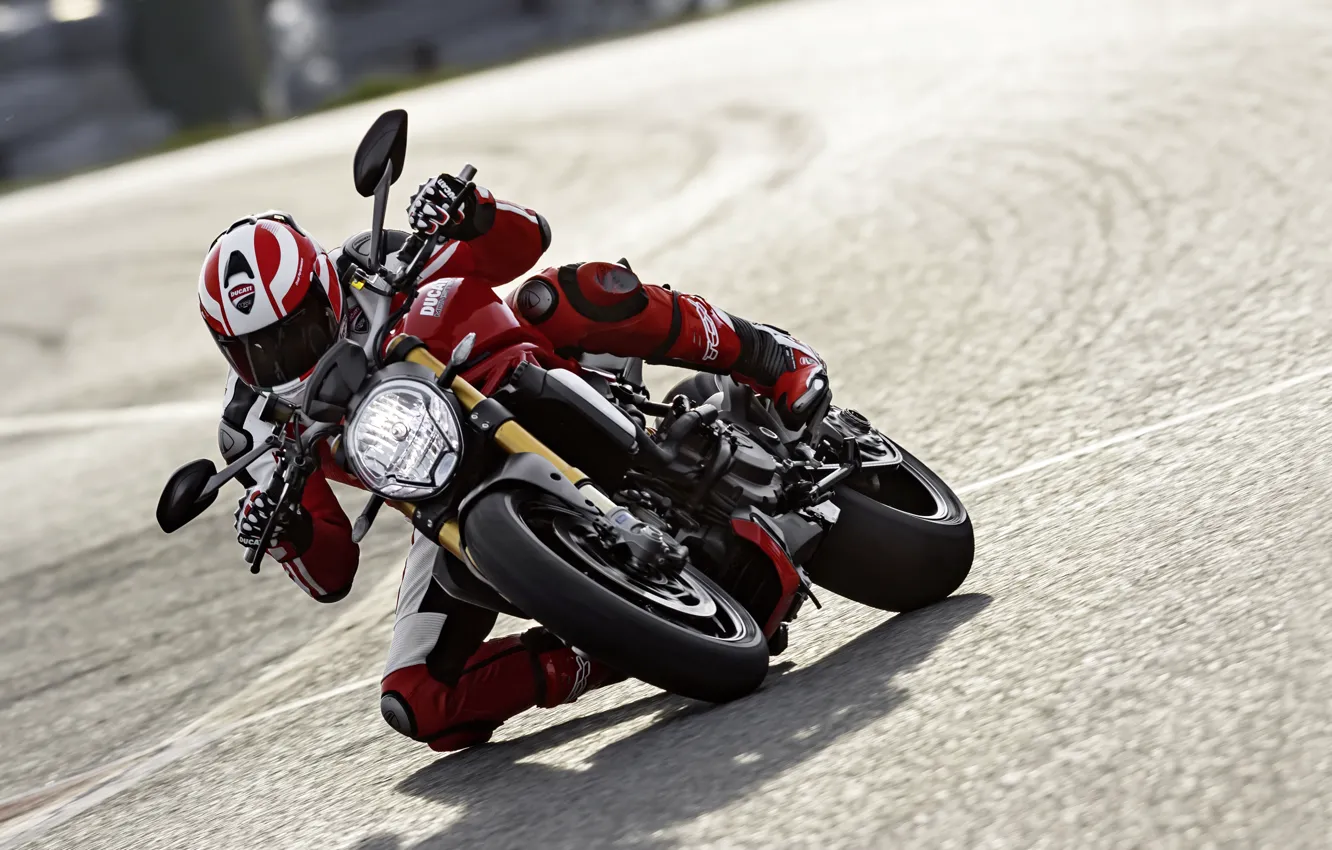 Фото обои red, Ducati, Monster, moto, road, bike, Legend, speed, classic, ride