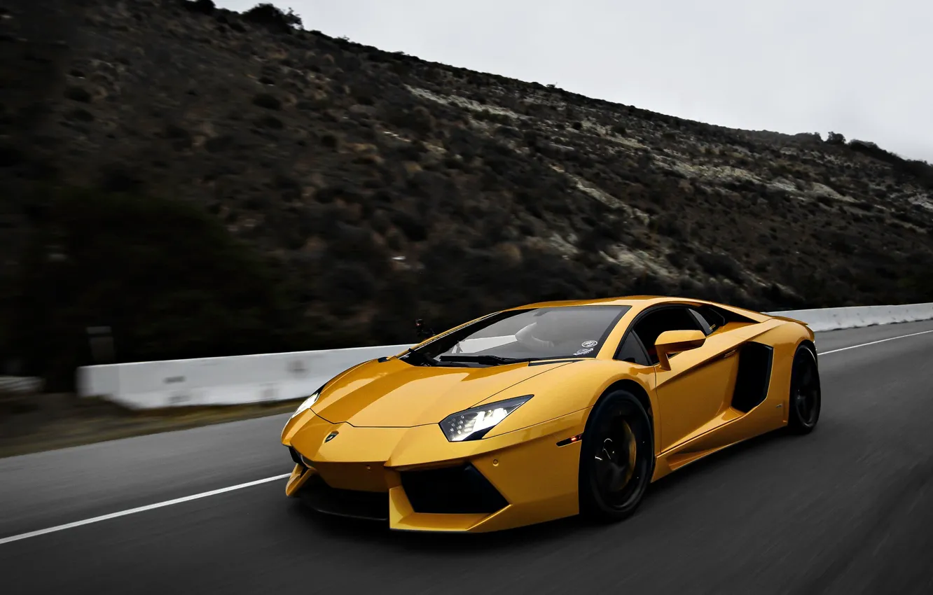 Фото обои Lamborghini, Yellow, speed, LP700-4, Aventador, Supercars, Exotic