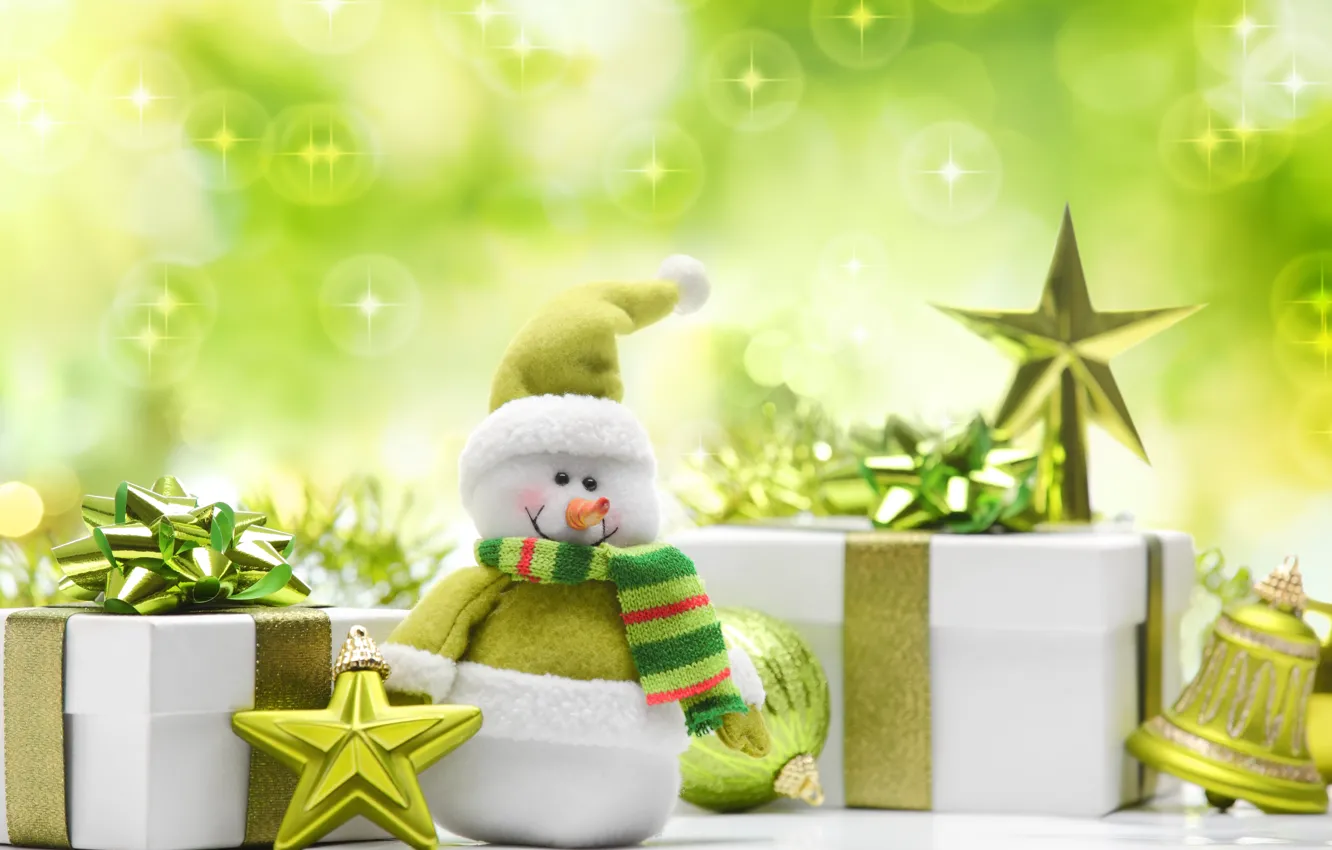 Фото обои звезды, шары, игрушки, Новый Год, зеленые, Рождество, подарки, снеговик, Christmas, New Year, елочные