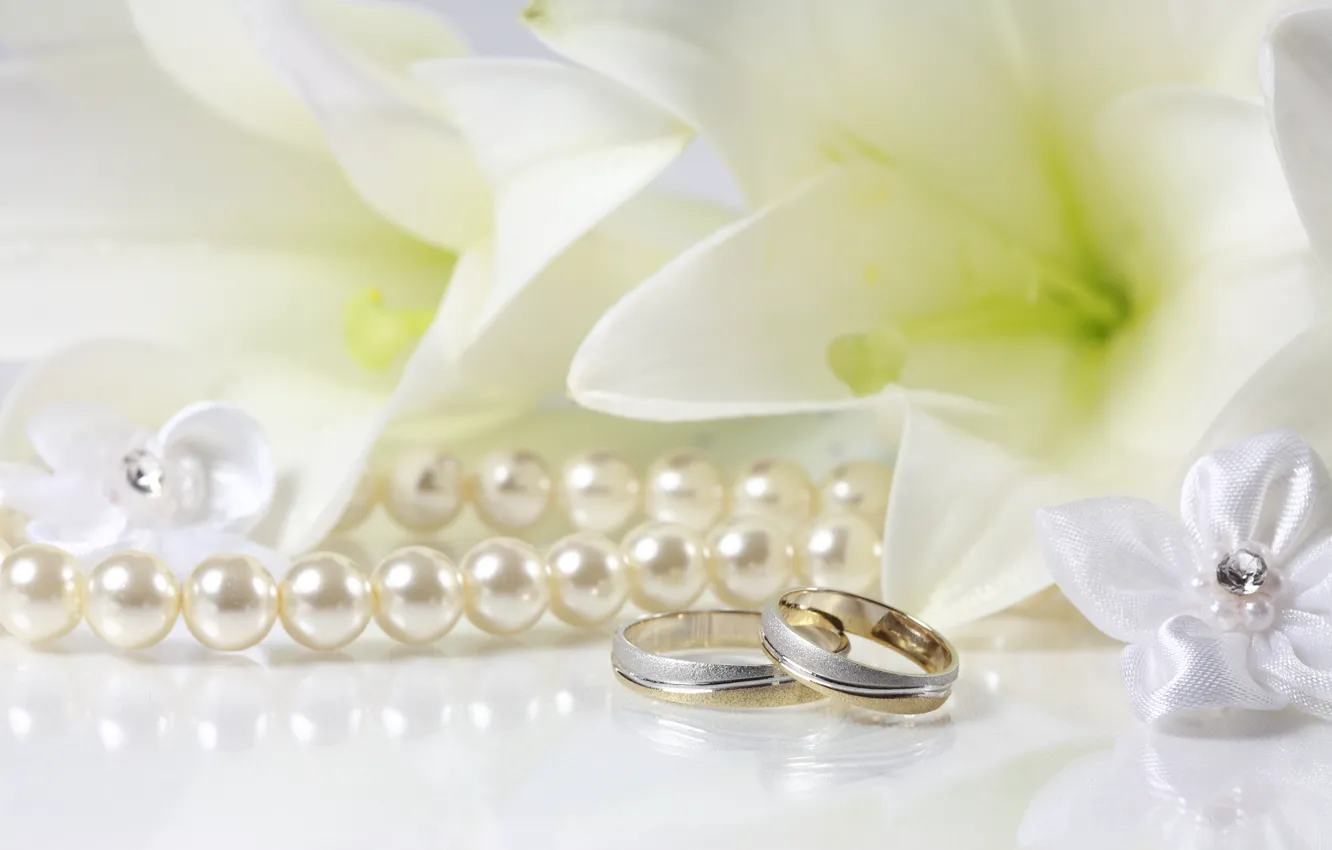 Фото обои лилии, кольца, жемчуг, свадьба