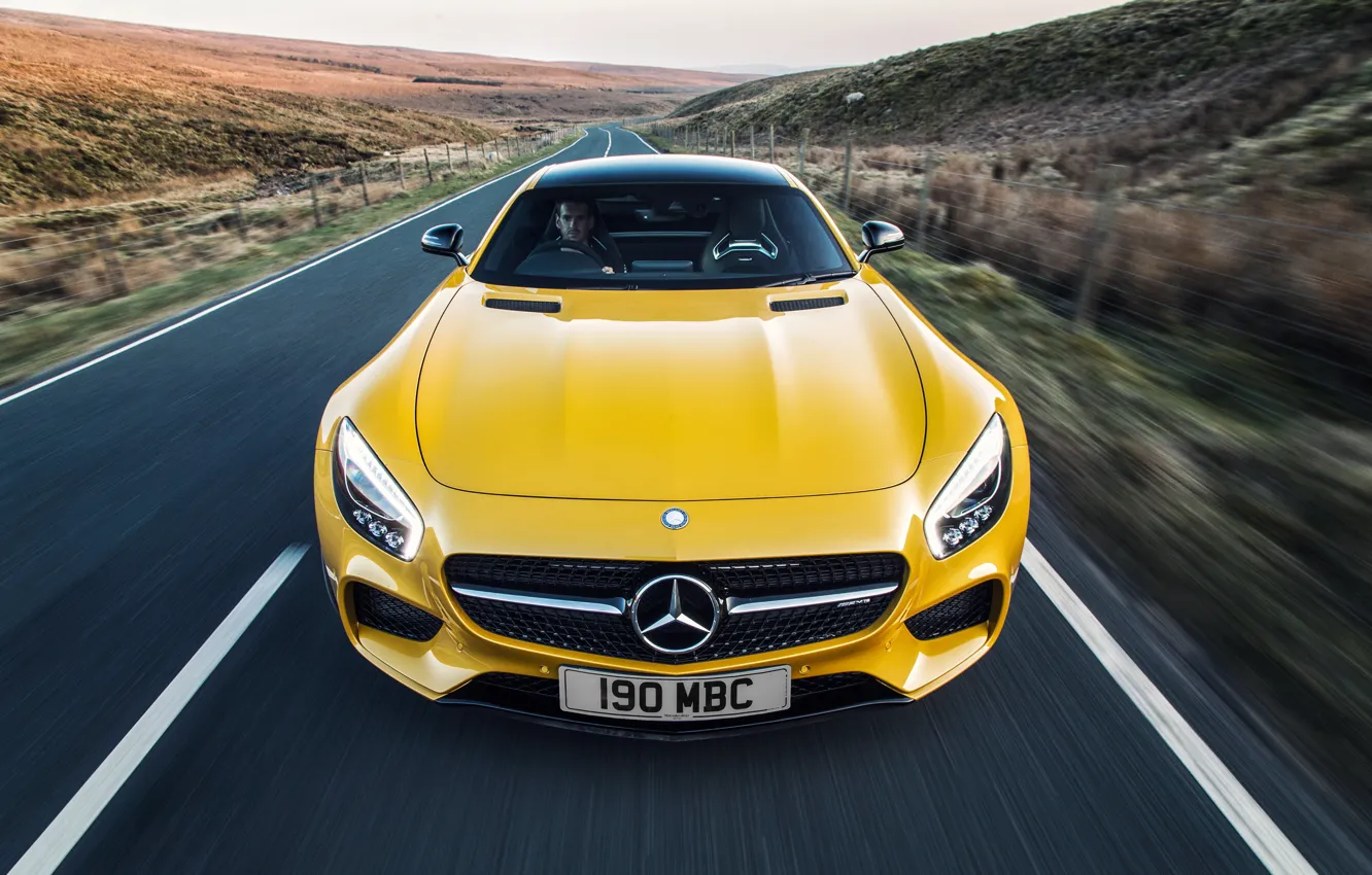Фото обои желтый, Mercedes, мерседес, AMG, амг, UK-spec, 2015, GT S, C190