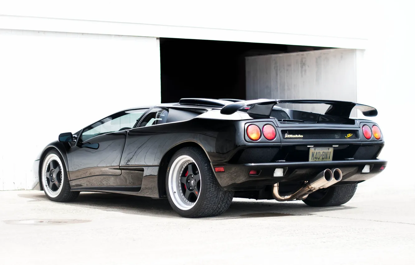 Фото обои Lamborghini, supercar, black, diablo, back