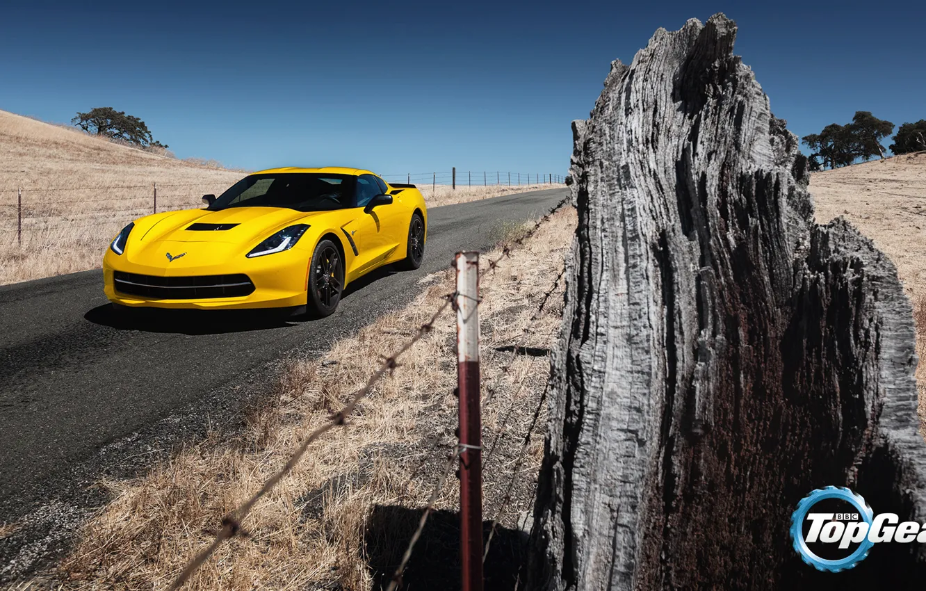 Фото обои дорога, желтый, Corvette, Chevrolet, Шевроле, Top Gear, Coupe, передок, самая лучшая телепередача, высшая передача, топ …